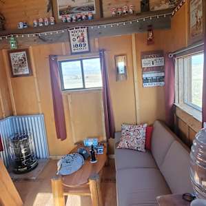 Willow Creek Cabin (Augusta MT)