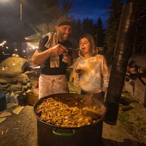 Oliver the host & a homemade Paella!