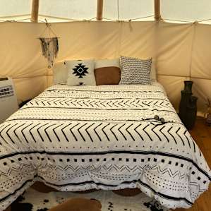 TIPI CREEK GLAMPING-Crazy Horse