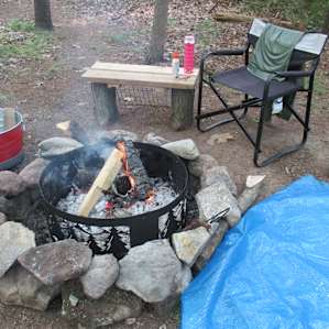 Great firepit with a grate.