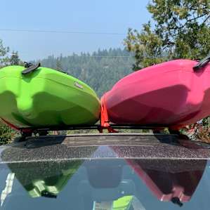 J let us rent his kayaks to explore Waldo Lake, and helped me mount them to my roof racks.