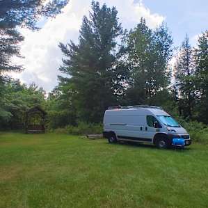 Willow Hill Farm and Mountains Camp