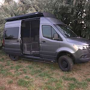 River Front Wine Country Dry Camp