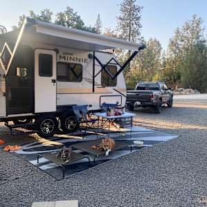 Squirrel Rock RV Campground-Single