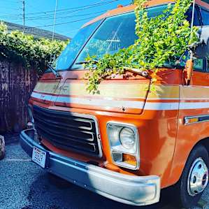 70s Retro Motorhome, City Glamping