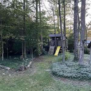 Steps to the Beach & Boat Launch