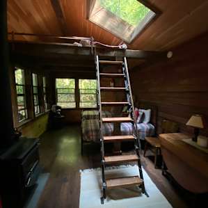 Crystal Creek Cabin