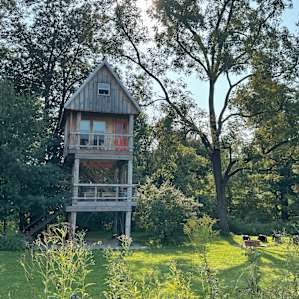 Treehouse (left) and fire pit (right)