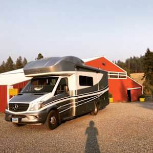 Flat and plenty of room to relax. Loved our stay!