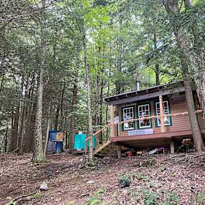 Otters and Eagles Cabin