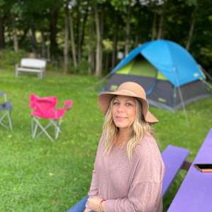 Llovely Meadows Tent Camping