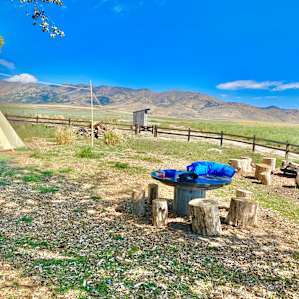 Meadow Springs Tipi and Campsite