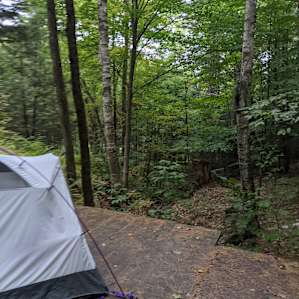 We angled the tent on the platform. We heard it, but didn't feel any breeze.