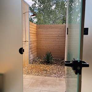 Outdoor shower in the bathhouse