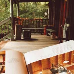 Homestead Hideaway, Livin N Past
