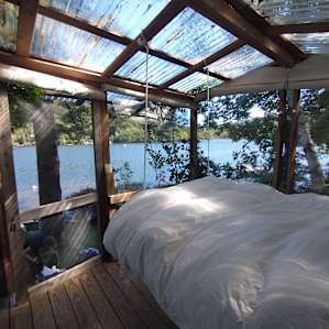Treehouse on the Lake