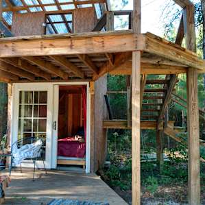 There are some tiny houses on the property.