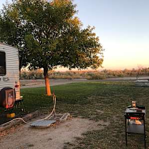 Digital Nomad Paradise! RV & River