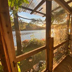 Treehouse on the Lake