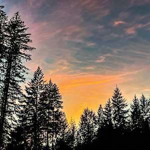 Expansive sky