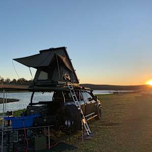 Lake View Camping