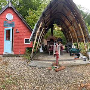 Forest Sleeping Loft Library & Tipi
