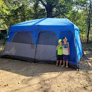 8 person tent on site 4