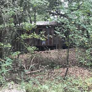 HIDEOUT ON FRANCIS CREEK