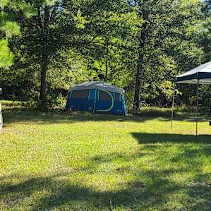 Creek Camping almost Glamping !