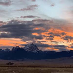Ennis - Madison Valley camping
