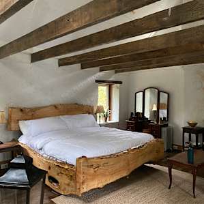 Romantic Stone Cottage