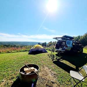 Rustic ridge view farm (near Gunks)