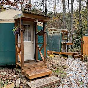 Little Green Yurt of Cedar Mountain