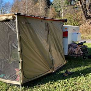 RV parking- Upper Buttermilk trails