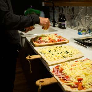 Making Pizzas
