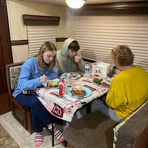 Woodland RV Retreat Electric/Water