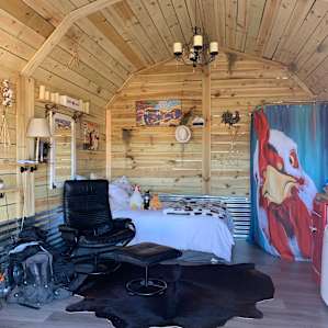 Lucky H&W Farm Bed and Breakfast