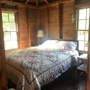 Adirondack Cabin for Unwinding