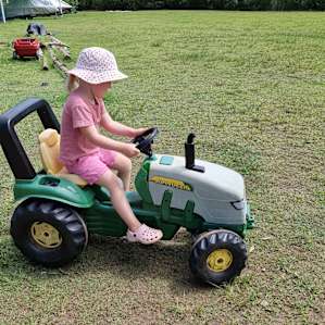 Ride-on pedal toy