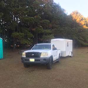 site 6, behind the rig there’s a picnic table and nice fire pit