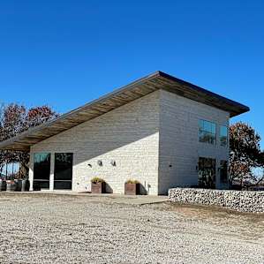 Tasting room on a beautiful fall day