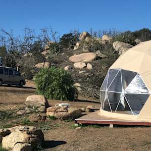 Baby Oaks Geodesic Dome Glamping