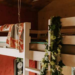 Cozy Cabin & Porch with LQ Trailer