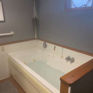 Indoor tub