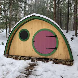 The Hobbit House at Tir na nOg Farm