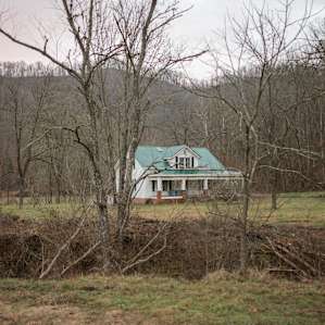 Here is a view of an old house that Rob has on its property. He told me he plans on renovating this house to have a shared bathroom/kitchen/rec area for campers to use.