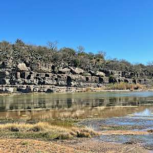 Hike near the bat caves and Dos Rios
