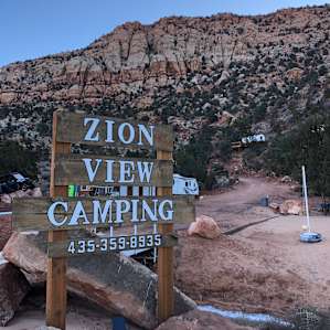 Covered Wagon at Zion View Camping