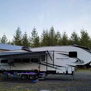 All set up and ready to enjoy the beautiful weekend. Plenty of room!