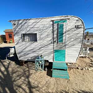 Off-Grid Shaded Desert Oasis